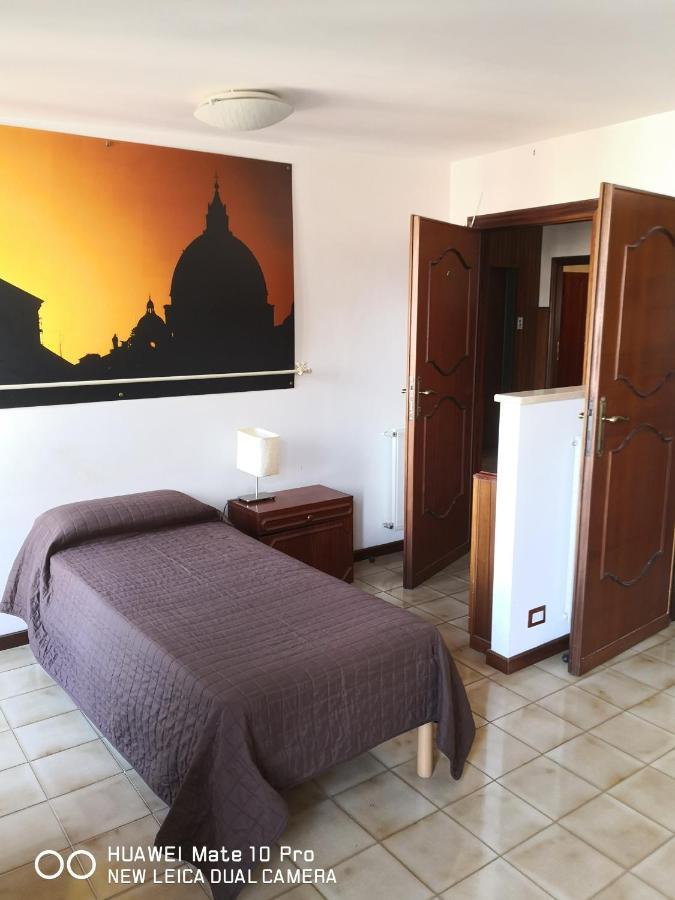 Bed and Breakfast Domus Getsemani Рим Экстерьер фото