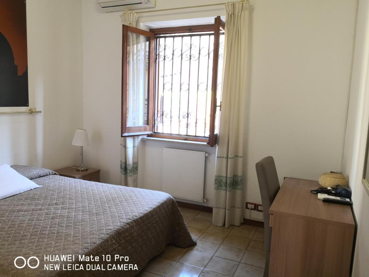 Bed and Breakfast Domus Getsemani Рим Экстерьер фото