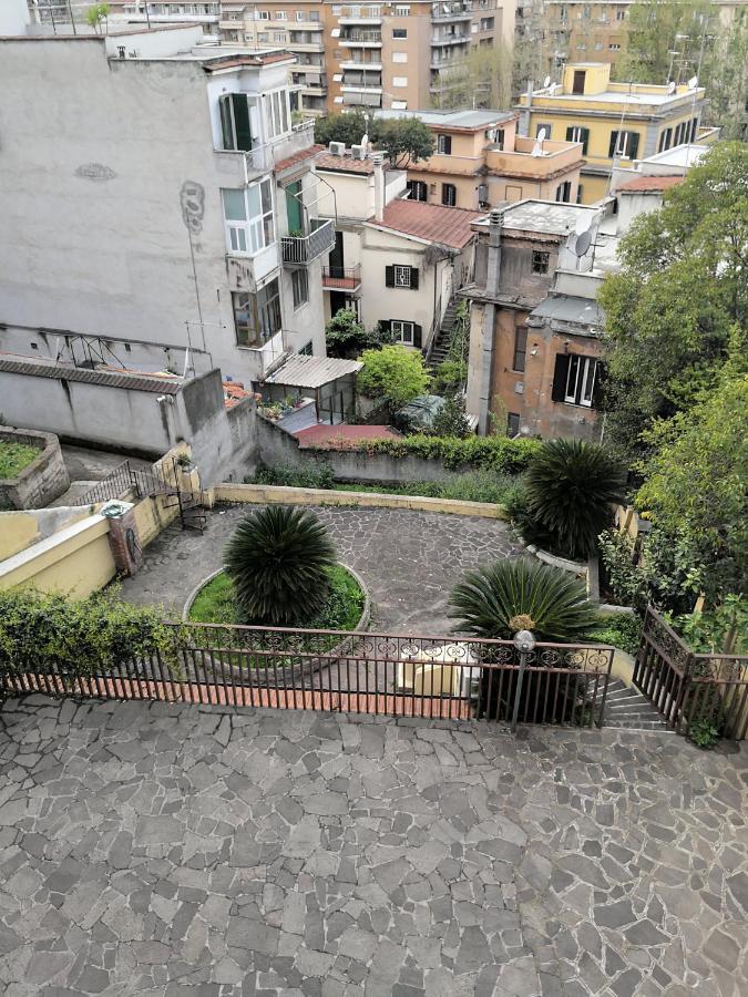 Bed and Breakfast Domus Getsemani Рим Экстерьер фото